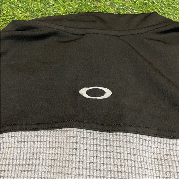 Vintage Oakley Software Quarter Zip - Picture 9 of 12